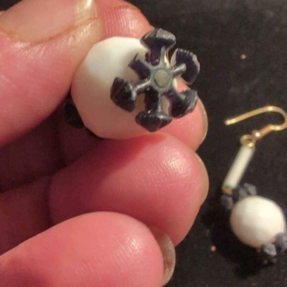 Vintage White and Black Beaded Dangle Earrings Blue#48 - Picture 2 of 5
